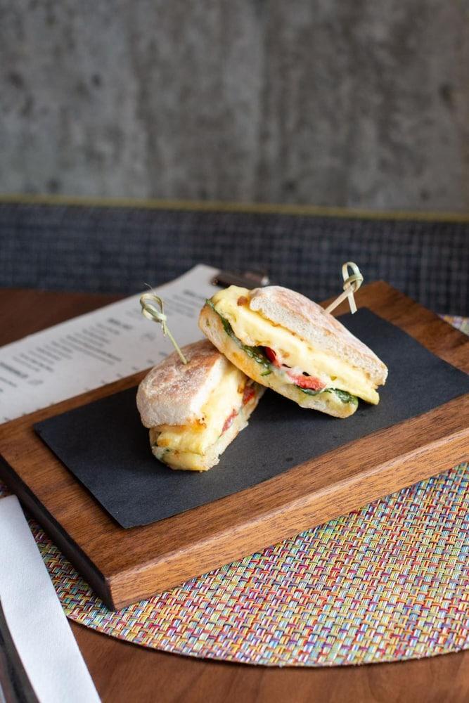Alt Hotel Ottawa Downtown Ngoại thất bức ảnh